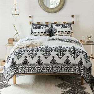 ANTHROPOLOGIE BLK WHITE OAKBROOK QUEEN DUVET COVER